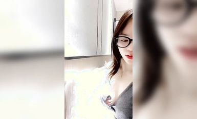 愛100％、【紅いも焼き】高値巨乳女神、各種大型生放送 (2)