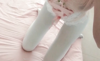 Koleksi 22 episod Little Hulu, seorang gadis berkaca mata yang merupakan pelajar kolej (18)