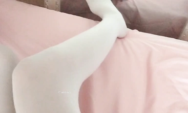 Koleksi 22 episod Little Hulu, seorang gadis berkaca mata yang merupakan pelajar kolej (18)