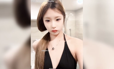 Koleksi 27 episod gadis tulen dan cantik dengan kentut comel