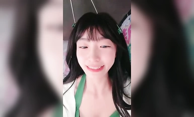 乖巧鄰家高顏值學妹 嗚崽醬 49部合集  (44)