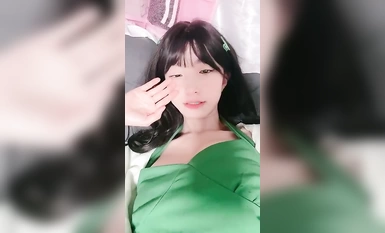 乖巧鄰家高顏值學妹 嗚崽醬 49部合集  (44)