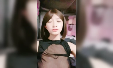 乖巧鄰家高顏值學妹 嗚崽醬 49部合集 (15)