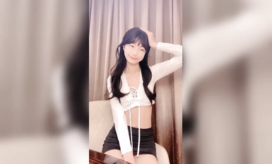乖巧鄰家高顏值學妹 嗚崽醬 49部合集  (47)