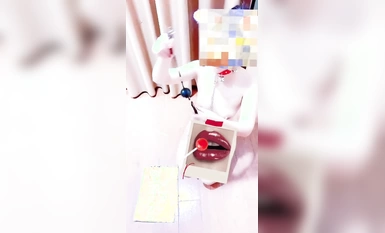 頂級反差人妻！廣州番禺高顏值白皙母狗【Mingo愛露出】私拍福利，戶外人前露出男廁口交啪啪玩的就是心跳