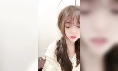 清純女校花！超級漂亮【元氣妹妹】粉嫩可口，大哥們最喜歡的類型來了，超贊 (1)