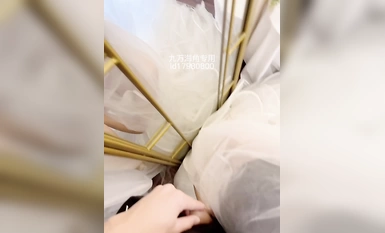 Haijiao Contrast Bitch - [Hu Jiuwan (cựu chị gái Xiaofang)] Jiuwan ban đầu mặc váy cưới bị lộ và đang vui vẻ thì giáo viên gọi cô và sợ hãi phun nước vào cô