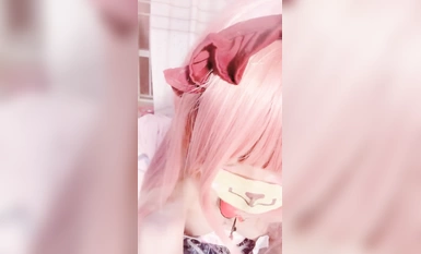 武漢18歲【少蘿沒人愛】騷舞拳交~刮毛囚籠~多道具自慰！ (11)