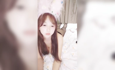 Nữ sinh siêu dễ thương và ngọt ngào Momoi Tianhui đôi tất đen buộc tóc đuôi ngựa Bộ sưu tập 20 giờ (9)
