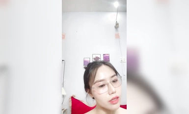 神仙顏值~炸街尤物~【豆豆學妹吖】騷舞~扒穴~擼炸了 (2)