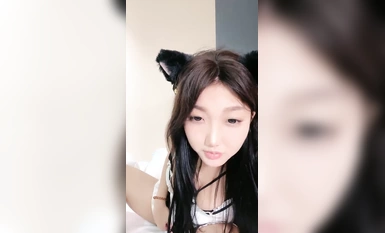 卧槽~千人斬~萬人直播間下海~【大二學生呀】自慰了~好爽 (4)