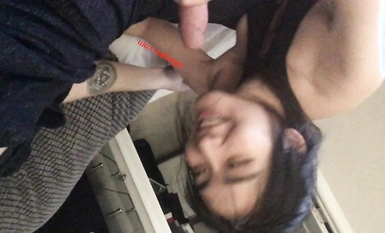 露臉才是王道！大奶頂級身材宗洋媚外留學生【小慧】私拍，道具紫薇握著白人男友大肉棍愛不釋手（1）