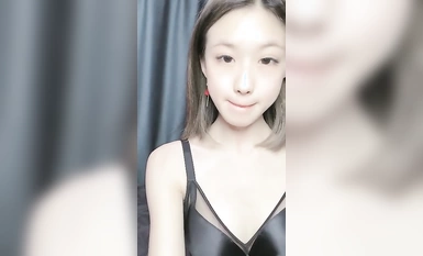 20小時核彈！18歲粉嫩美少女【你的初戀】真想無套干她，少女就是不一樣！全身上下不是白就是粉 (8)