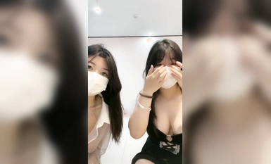 Authentic G-tits schoolgirl [Chinese opera art student] BFF debut ~ top breasts ~ jiggling breasts ~ wild jerking (6)