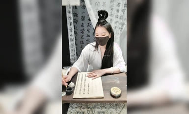 2024年2月新作，上戲畢業，藝術才女，脫光了的周芷若翩翩起舞【繁花女主（我在上戲學表演）】滿足男人一切幻想，超美！ (4)