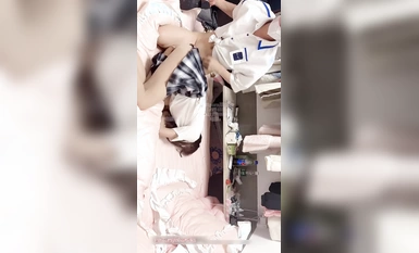 千嬌百媚美少女【軟軟兔Lt774523412】jk小學妹被操的受不了了 紋徹底淪為大雞巴哥哥的肉便器，軟軟的夾子音呻吟聲忍不住加速沖擊