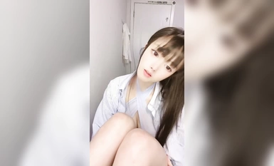 [05 School Girl] Nữ thần sắc đẹp của trường Nam Kinh! Phá vỡ tiêu chuẩn của âm hộ khuôn mặt trong cùng một khung hình, sờ vào âm hộ của cô ấy, thủ dâm và rò rỉ nước trắng (2)