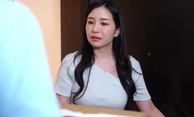DLDSS-310 Yuko Ono ภรรยาหงุดหงิดที่ล่อลวงหญิงพรหมจารีที่อาศัยอยู่ข้างบ้านและ fucks ไก่ของเขาในตำแหน่ง Cowgirl