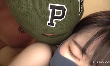 FC2-PPV-4312848 [Limited 50% off for the first time] [SEX with a mysterious A-chan] Ang makinis niyang katawan ay sobrang puti at kulay asul na! Ang pinakamahusay na slender puki na may natitirang erotikong sensitivity! [Miku (21)] [Kasama ang bonus sa pa