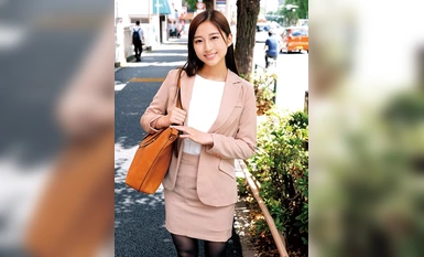 SKMJ-481 สาวออฟฟิศขาสวยใส่ถุงน่องสีดำเปียกปอนจากงานนอกบ้านที่ยุ่งวุ่นวาย "เงินรางวัล 1 ล้านเยน!! เกมลูกสูบดิลโด้คงที่!!" การแข่งขันที่มีอุปสรรคกามที่ค่อยๆ เพิ่มขนาด ทำให้เธอฉี่และ มีจุดสุดยอดระเบิด! หากคุณไม่สามารถบรรลุเป้าหมายได้ภายในเวลาที่กำห