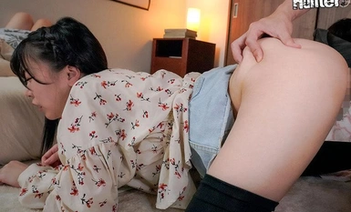 HUBLK-011 Slow Piston Silent Rexpression "什么谎言，你在干什么？"如果他们发现了，你会有大麻烦的，所以保持安静！她的好朋友们一个接一个在睡觉时被强奸。