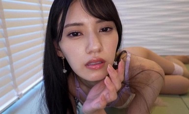 REBD-818 Umi5 Giống như một bông hoa rực rỡ・Yakake Umi