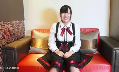 FC2-PPV-4310273 167_「どこで見つけたこんな素人さん」４P！清楚でうぶなろりっこが男2人と女のこから責められ「お！お！」オホ声上げエビ反りアクメ！！神戸っこ20歳JD2夢ちゃん第2章withてんしちゃん【海外版】