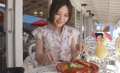 328HMDNV-694[整洁清纯的年轻女性播音员类型]剪短的年轻妻子，27 岁，长相酷似 Natsuko Sanxx，与她不忠的情人一起逃到夏日的海边最佳调情和 Nakadashi 性爱的有夫之妇，拥有美丽的脸庞、动听的声音和优美的身材[夏日的回忆......]。