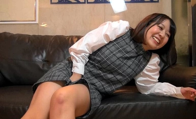 NMK-079撒尿漏尿女孩的忍耐极限！第 4 卷
