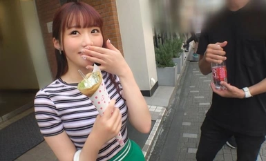 200GANA-2999认真柔和，第一次拍摄。 2015 搭讪披萨店员工，笑容可爱！G罩杯爆乳大胸妹，挫败感濒临爆发！瞒着男友偷偷做爱缓解性欲！