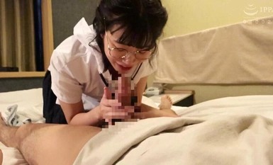 KSJK-021 教師である私に「好きです。Hしたい」と言った地味な教え子に服従・献身SEX 琴音華