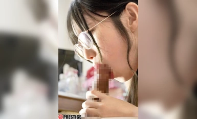 ABF-078 [Kasalukuyang namimigay ng mga naka-autograph na costume sa pamamagitan ng lottery] Isang babaeng liberal arts na nalulong sa malagkit na sex. Malagkit na high humidity silent sex Rin Suzunoie [+10 minuto na may bonus footage na available lang sa 
