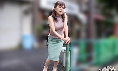 YOCH-008 Isang 60-anyos na ina na nag-alay ng kanyang katawan at kinuha pa ang kanyang bahay upang mabayaran ang utang ng kanyang anak sa isang apartment complex. Azusa Mayumi