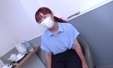 FC2-PPV-4299908 [Pleasure Fall] Magnum Cock Thoroughly Develops Womb of Simple JD (20) Who Came For Tuition Money.她是一个非常迷人的女孩。