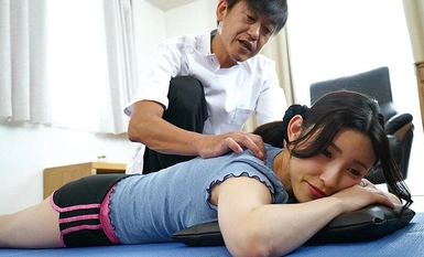 [モザイク破壊]NKKD-318 妻のスイッチが入る瞬間（とき）…テクニシャンな指圧師に一番敏感な愛の呼び鈴を執拗に鳴らされ続けて… 森沢かな