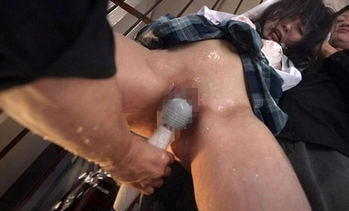 REAL-841 Schoolgirl Impregnated Rape Creampie 20 beses na sunud-sunod na Maika Nisizumi