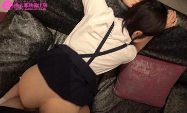 YMDD-368 아저씨, 그만해 방어 본능 제로인 소녀에게 일어난 비밀스럽고 오싹한 경험. 東城ゆい