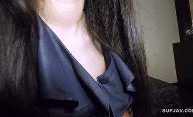 FC2-PPV-4265376 【モ無】【お漏らし】中年を手玉に取る20歳の女 唾飲ませれてドМ中年大興奮強.制ピストンど突き若年マンコが豪快潮吹き射精勃起チンポにぶっかかる！
