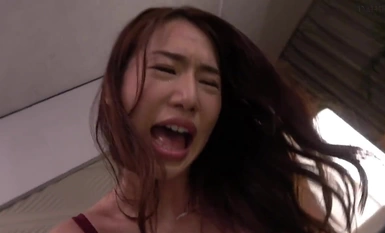 DLDSS-275 Nasa isang business trip ako at kasama sa isang kwarto ang isang senior office lady sa isang hotel kung saan sira ang aircon...napilitan akong ibulalas buong gabi ng pawisang kalapating ito. Nami Kuroki