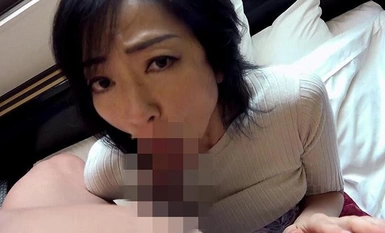 ZOOO-114 四十路ハメ撮り中出し素人熟女 出会い系で出会った淫乱女たち