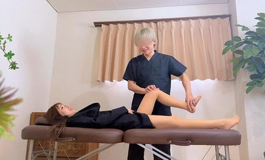 HRSM-029 性骚扰嫁接门诊 - 4个隐秘的大胸rixo女郎在求职中 - 她们脱掉衣服时的风情万种！性骚扰按摩 → 原始刺痛！