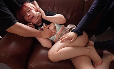 YMRK-016 以一名独居女大学生为目标的人妖强奸团伙，强行进入她家并强行与她性交（YMRK-016）。