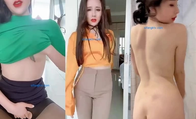 土豪重金定製福利，高氣質網紅臉極品御姐【美寶兒(尤秘書)】私拍，頂級身材一線天，逼臉同框各種道具紫薇挑逗，擼點超高（1）