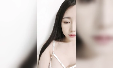 학교의 여신 리베라 베이비의 가슴이 놀랍습니다! 알몸으로 춤을 추고 자위를 해보세요! (2)