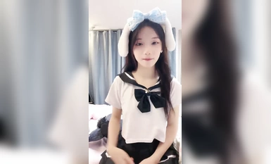Nữ sinh siêu dễ thương với đôi tất đen trắng đưa Xiaoyu về nhà (8)