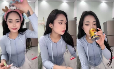 灬超級漂亮！【燦爛冬瓜】極品學妹~道具摳穴自慰~雙女御姐~全裸騷舞~爽死了~! (15)