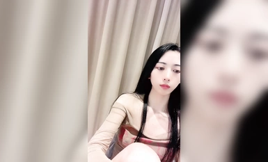 【甜桃】高挑模特身材~黑絲長腿~勾引脫衣秀 (2)