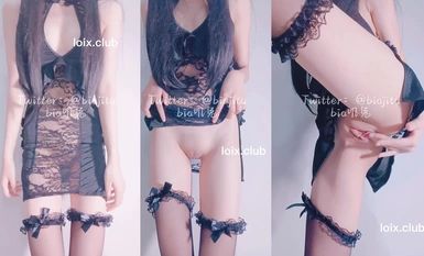 블랙 레이스가 들어간 부드럽고 달콤한 떡