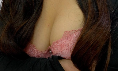 KBMS-166 穿胸罩的莫伊