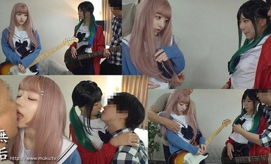 MUKC-062 วงดนตรีสาวร้อนแรง สนุกสนานกันอย่างเป็นบ้าเป็นหลังกับสาวสวยที่ติดเซ็กส์มากเกินไป น้ำแตก ราดด้วยน้ำผลไม้ คัมมิง อาคาริ ชิบุยะ มิโกะ โคจิมะ